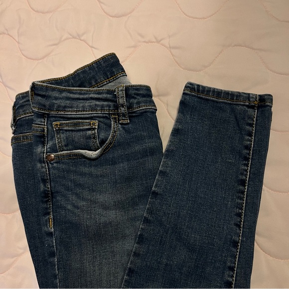 Girls Jeans - Picture 2 of 4